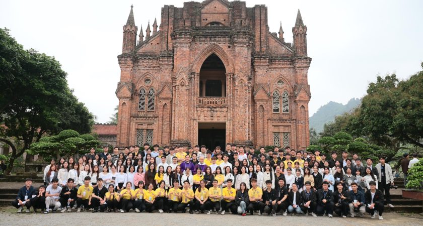 SINH VIÊN CÔNG GIÁO BÙI CHU TẠI HÀ NỘI: TĨNH TÂM MÙA CHAY 2026